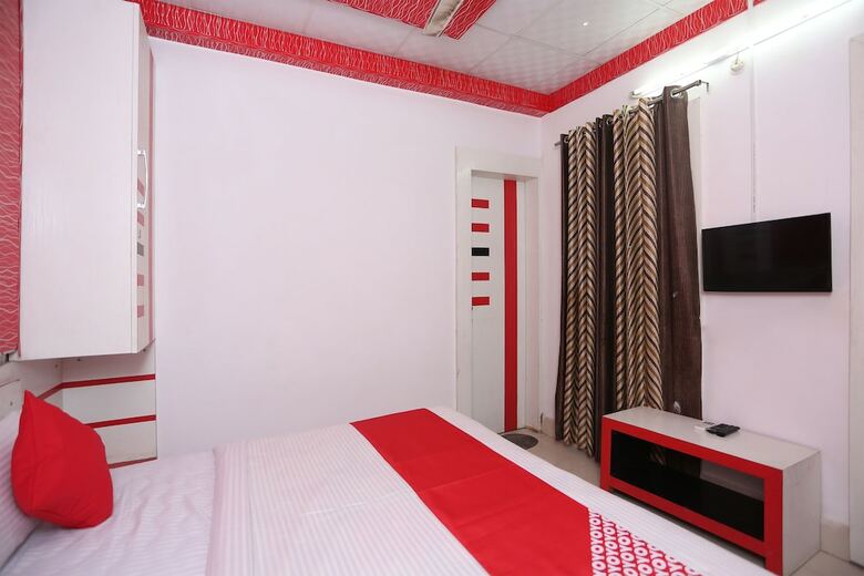 Oyo 29145 Hotel Sirsa City Inn