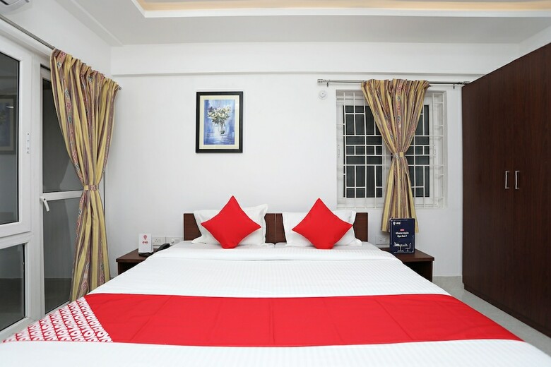 Hotel Oyo 17435 The Pinnacle Home Stay