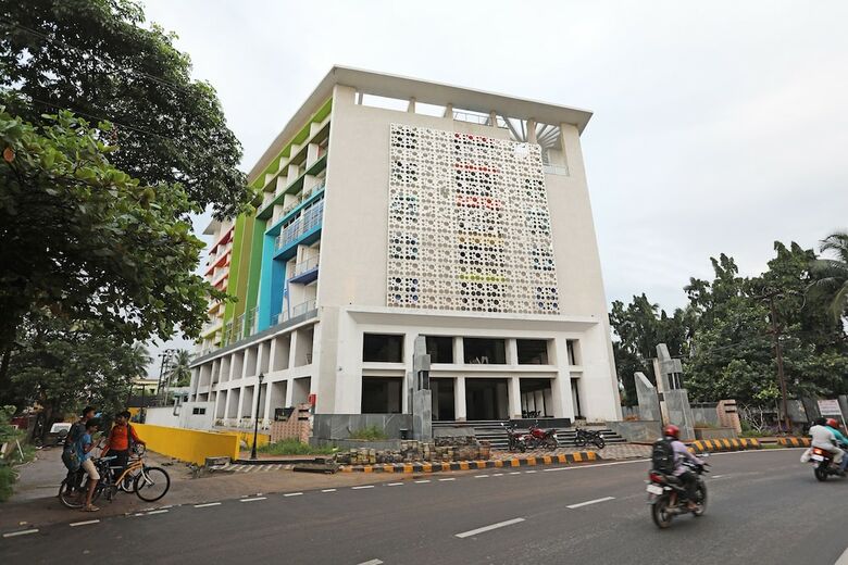 Hotel Oyo 17435 The Pinnacle Home Stay