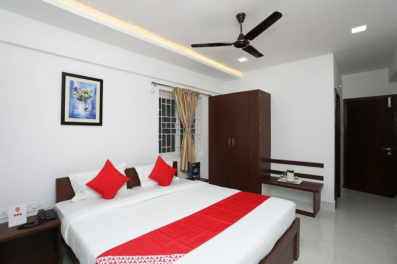 Hotel Oyo 17435 The Pinnacle Home Stay
