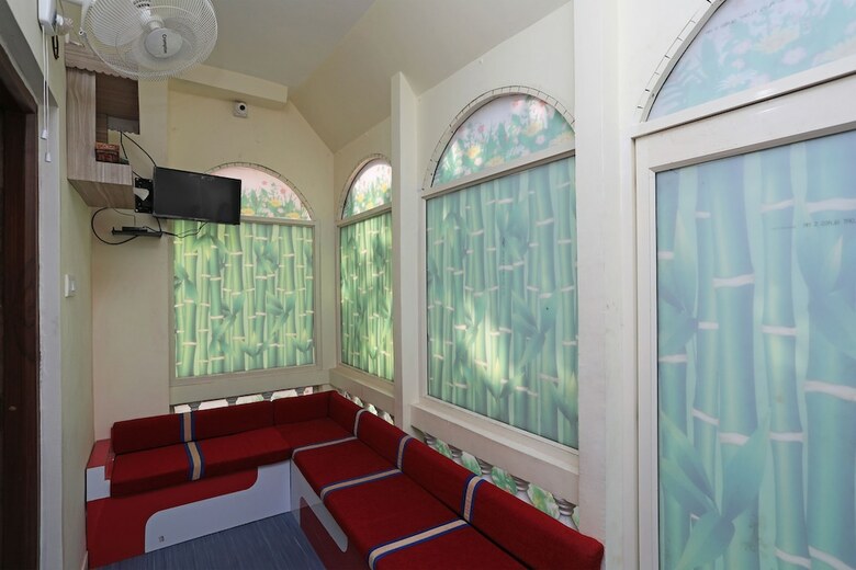 Hotel Oyo 23382 Sai Gourav Residence