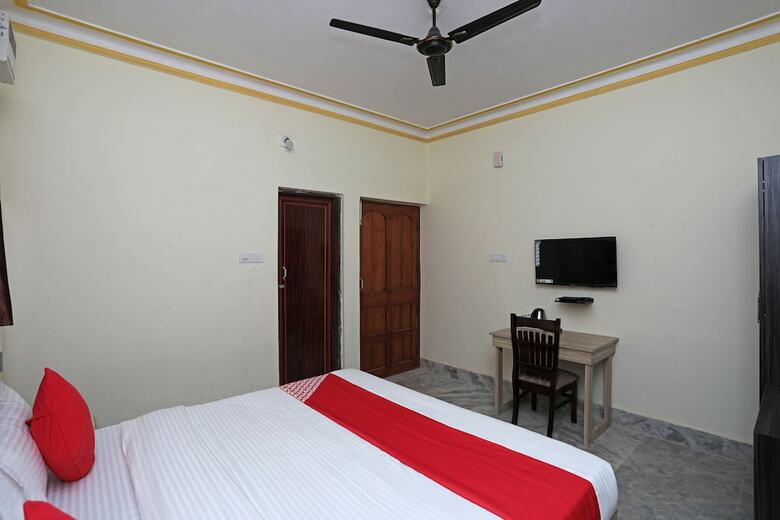 Hotel Oyo 23382 Sai Gourav Residence