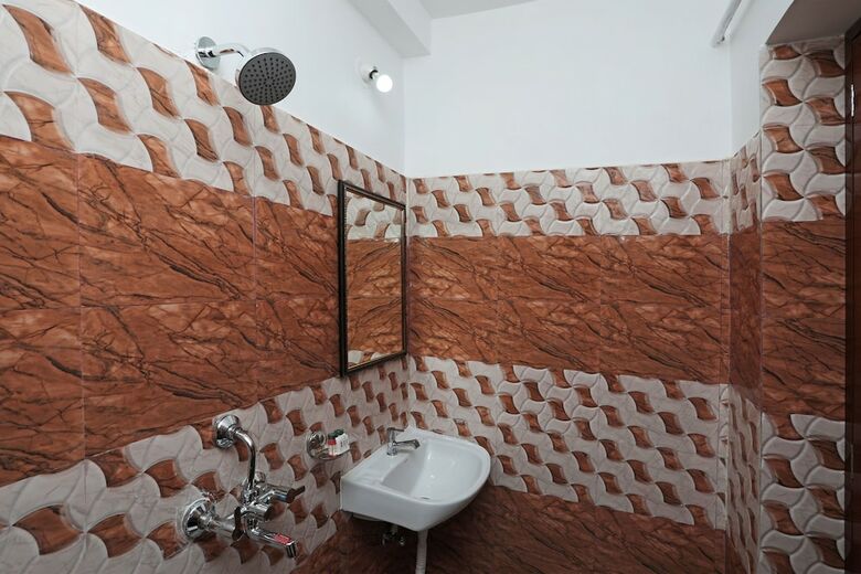 Hotel Oyo 23382 Sai Gourav Residence