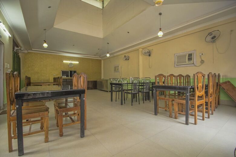 Hotel Oyo 28412 Green Touch Eco Resort