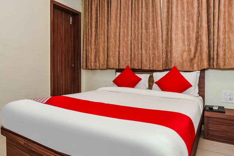 Capital O 41054 Hotel Raj And Restaurant