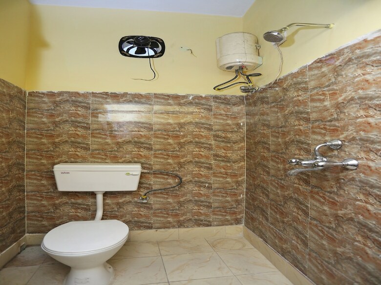 Hotel Oyo 28291 Akash Ganga Stay