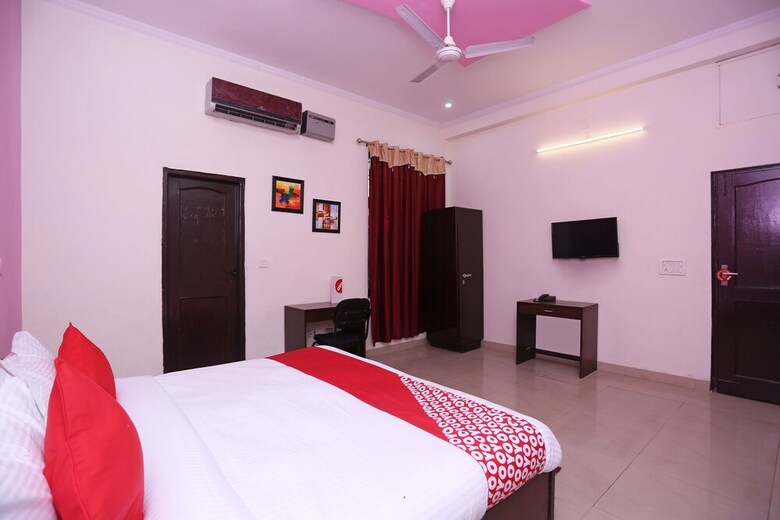 Hotel Oyo 14791 Homeystay Comfort