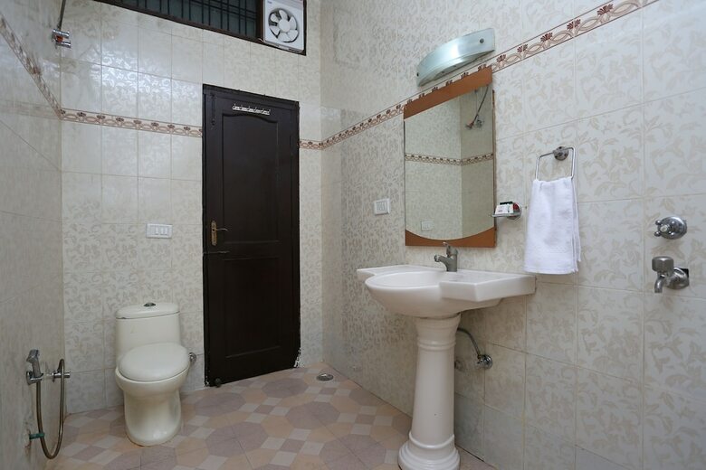 Hotel Oyo 14791 Homeystay Comfort
