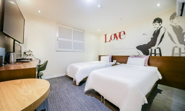 Hotel It's Motel