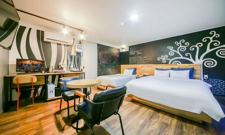 Hotel It's Motel