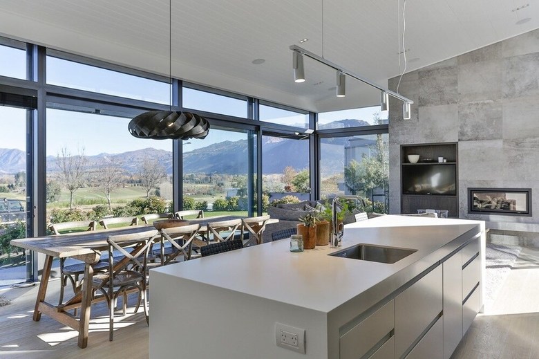 Luxury Arrowtown Opulence