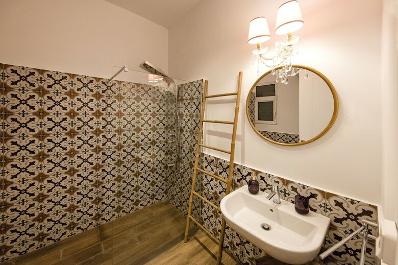 Exquisite Apartment In Athens' Center