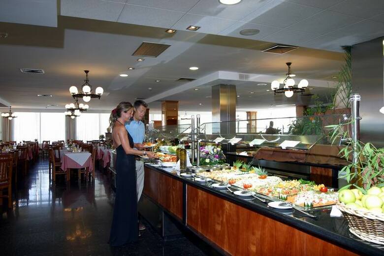 Fiesta Hotel Cala Nova