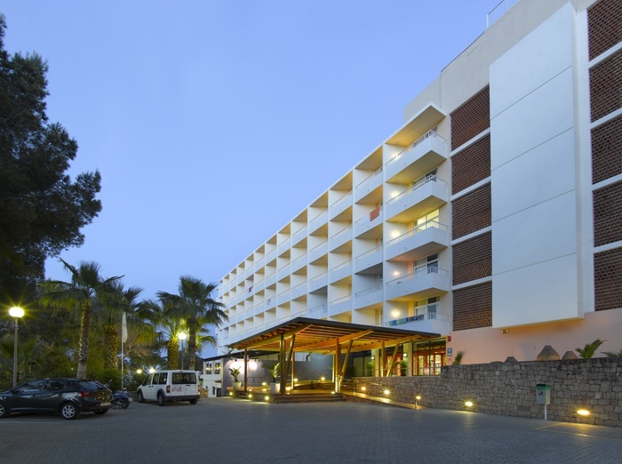 Fiesta Hotel Cala Nova