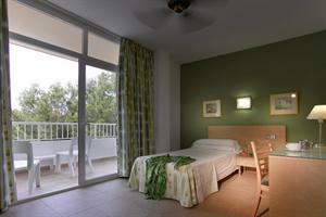 Fiesta Hotel Cala Nova