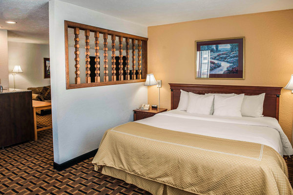 Clarion Hotel