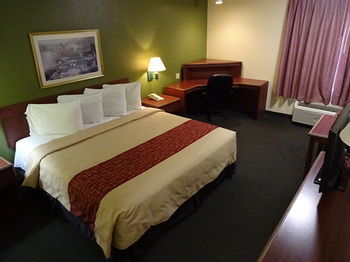 Hotel Quality Inn And Suites Airport