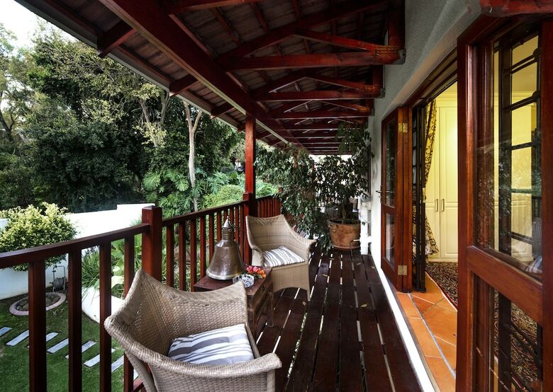 The Oasis Boutique Hotel