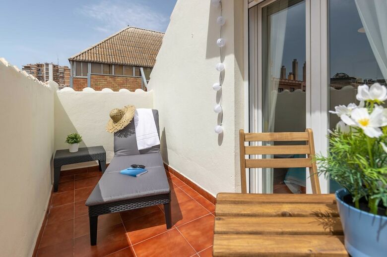 Apartamentos Living4malaga Atico Soho �tico Duplex