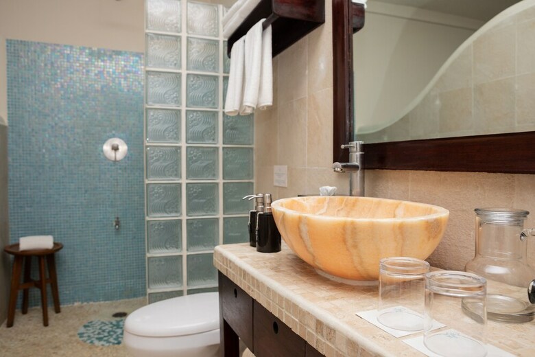 El Pez Colibri Boutique Hotels