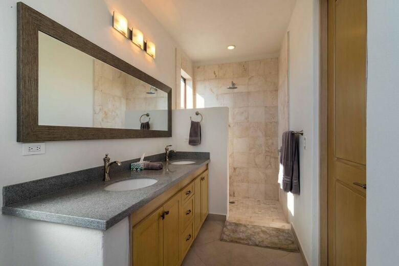 Agua Viva Jr. Suite By Casago
