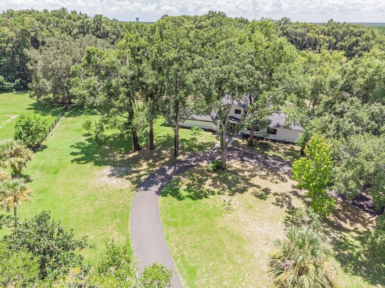 Spacious Country Estate