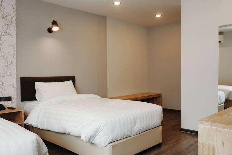 Peppery Hills Hotel