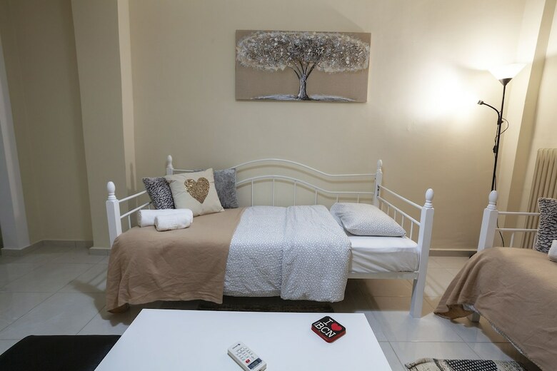 Apartamentos Renovated & Cool Flat In Ideal Location