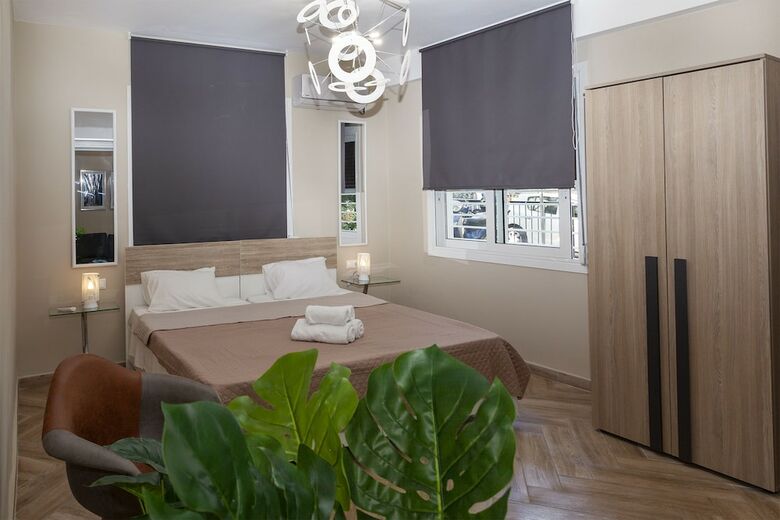 Apartamentos Privilege Apt With Private Yard- Parking
