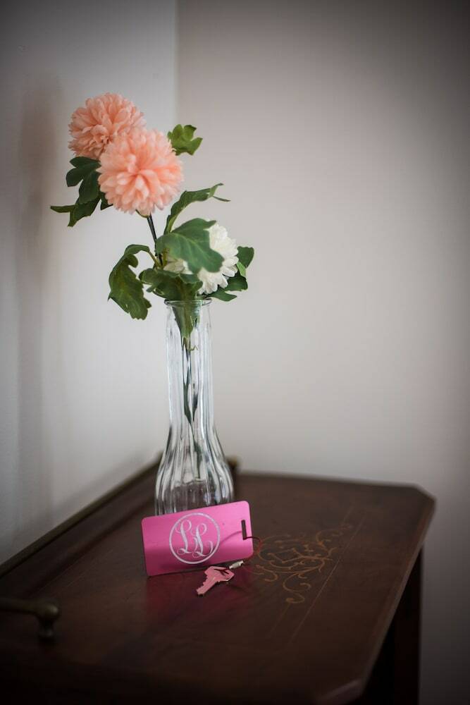 Love Lane Bed & Breakfast