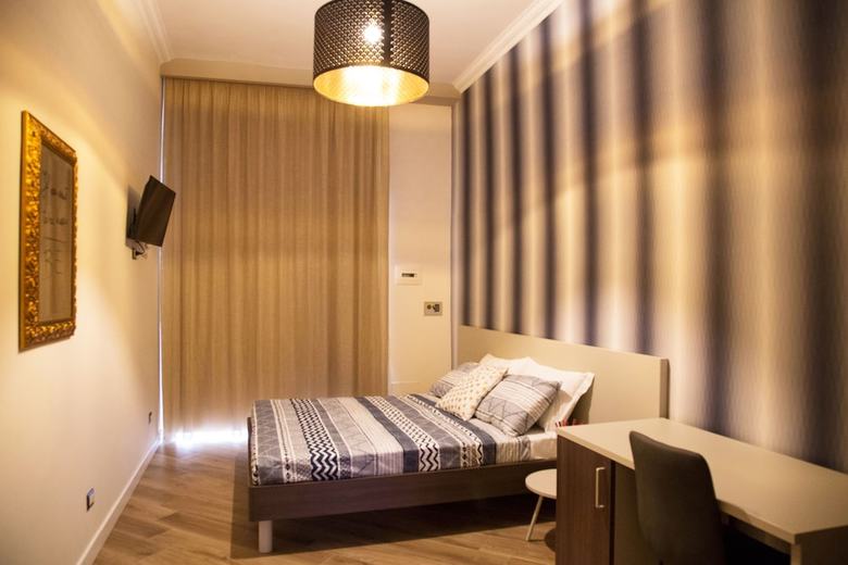Hotel Garibaldi Rooms