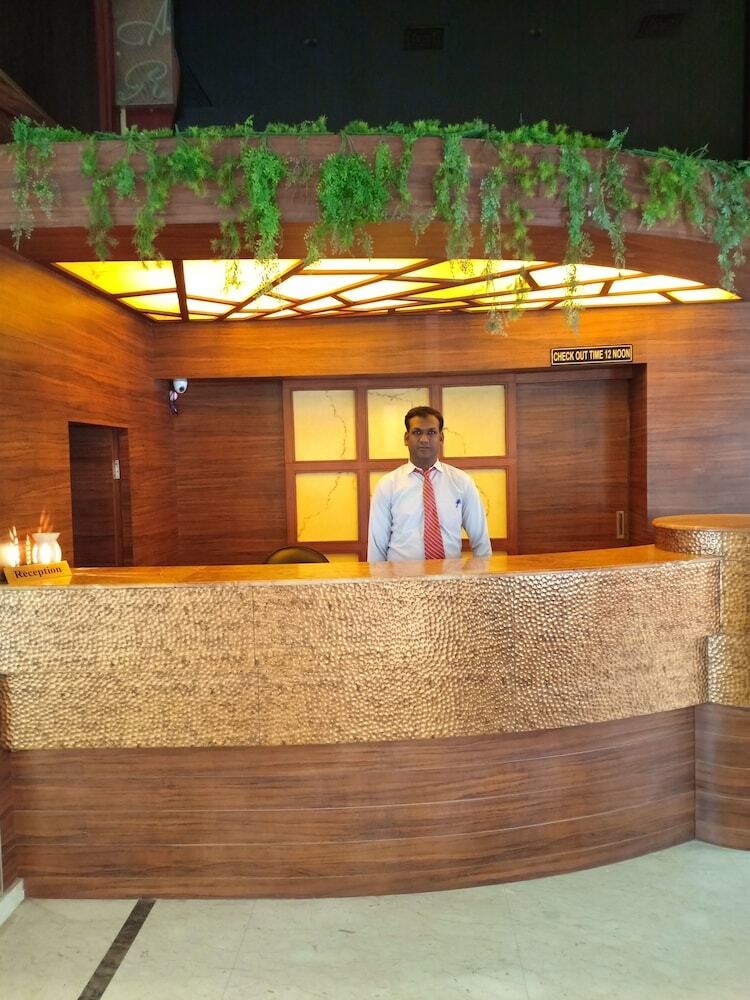 Hotel Apex International