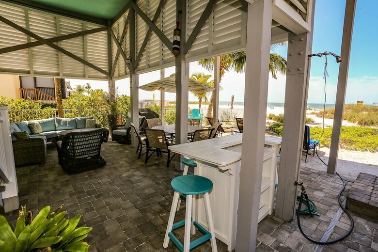 30 Gulf Beach Road Island Girl