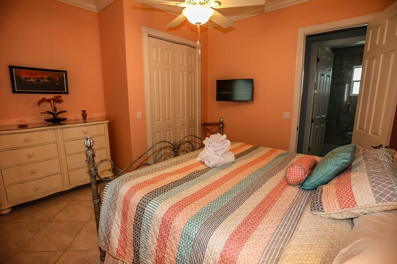 30 Gulf Beach Road Island Girl