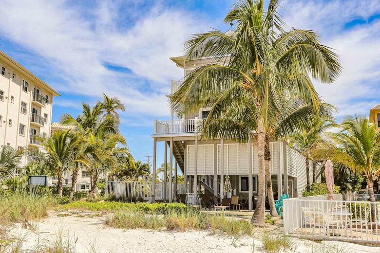 30 Gulf Beach Road Island Girl