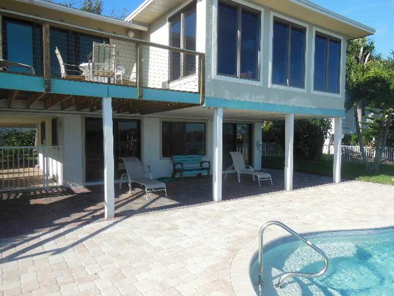205 Bayview Avenue