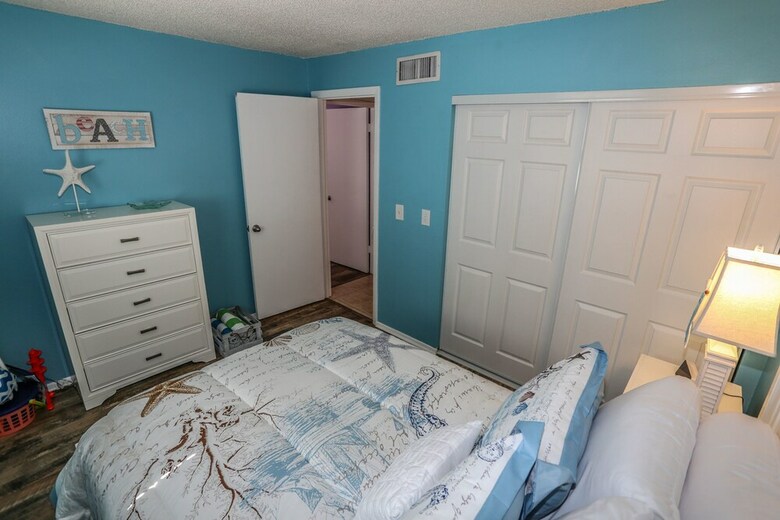 5301 Estero Serendipity Manor