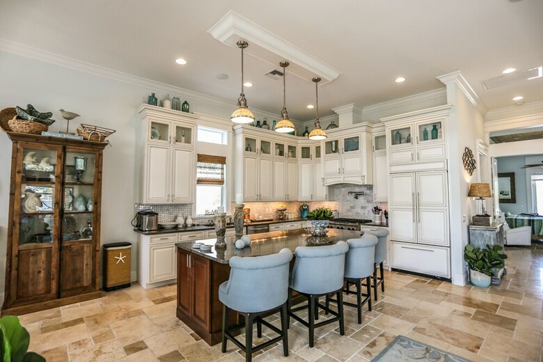 461 Palermo Cir Freshly Squeezed