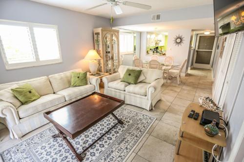 Casa Bella 105