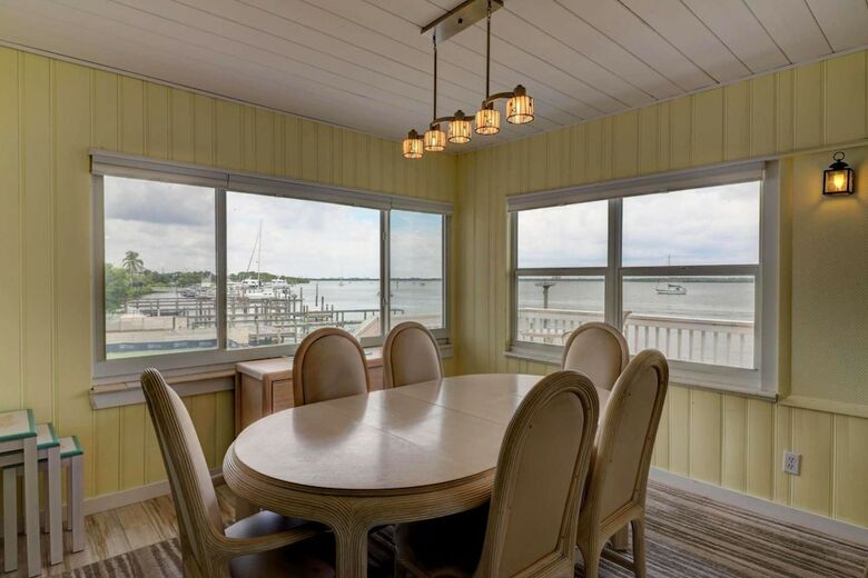 Estero Bay 2nd Floor Apartment