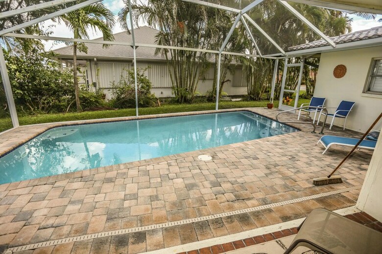 5155 Williams Dr. - M