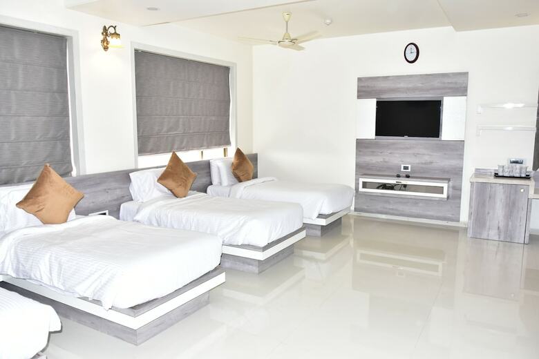 Hotel Sangam Pristine