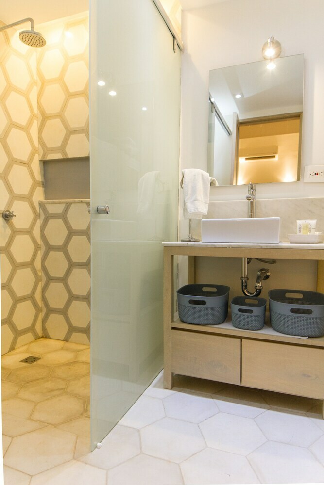 Apartamentos Old City Deluxe Condo By Nomad Guru