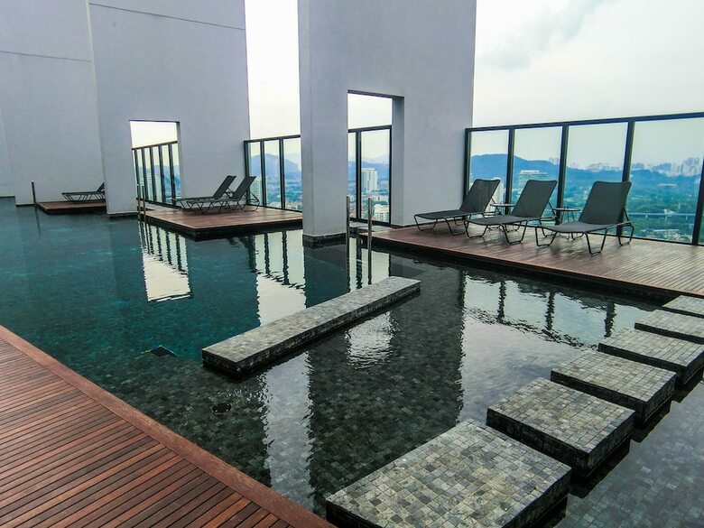 The Hub Service Apartment @ Petaling Jaya