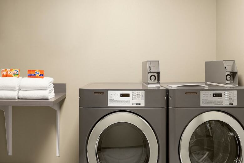 Hotel Holiday Inn Express & Suites Beaver Dam