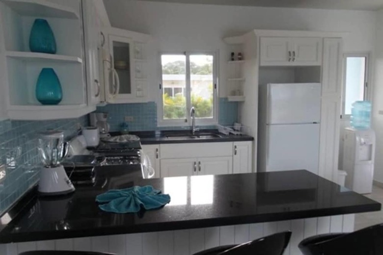 2 Bedroom Well Equipped Suitable Small Family