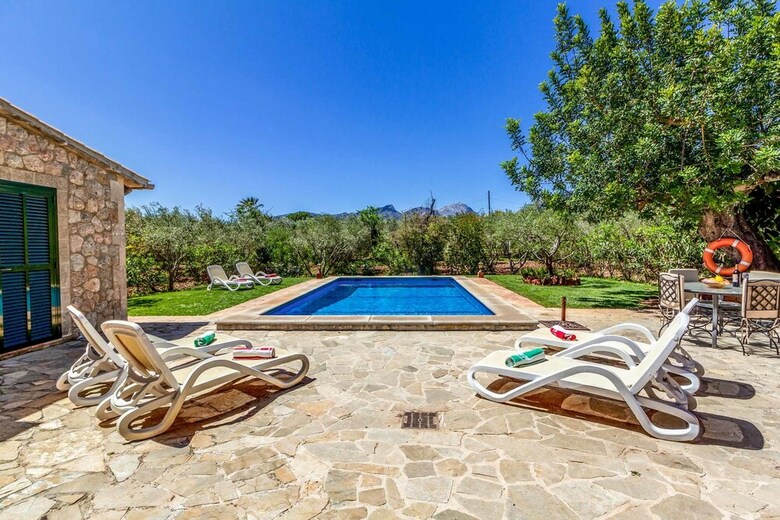 Villa Les Oliveras
