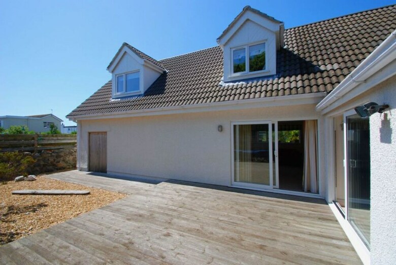 Wavecrest Cottage