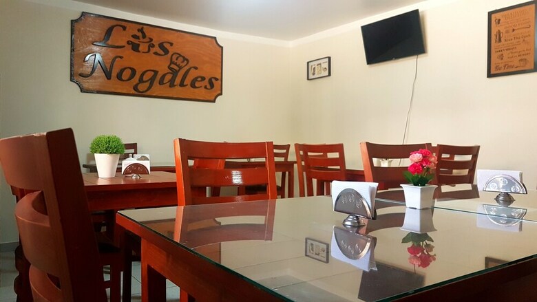 Hotel Los Nogales