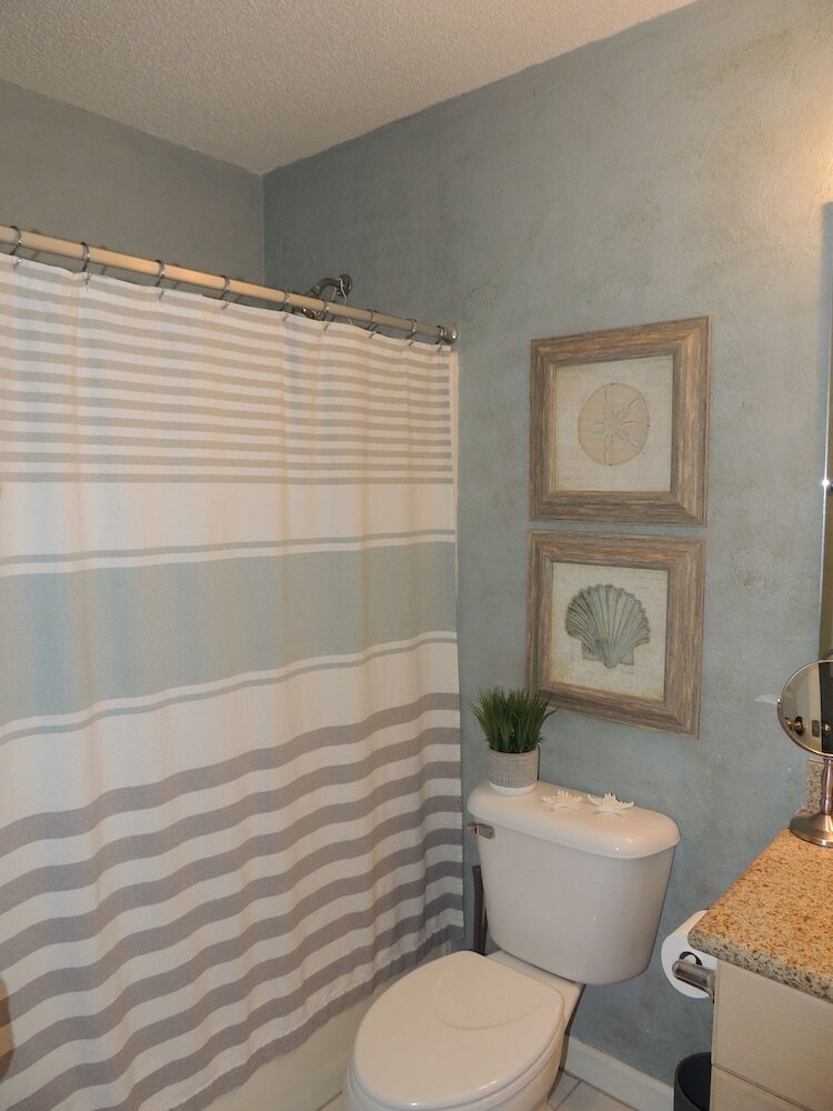 Ocean Green Cottage #9675